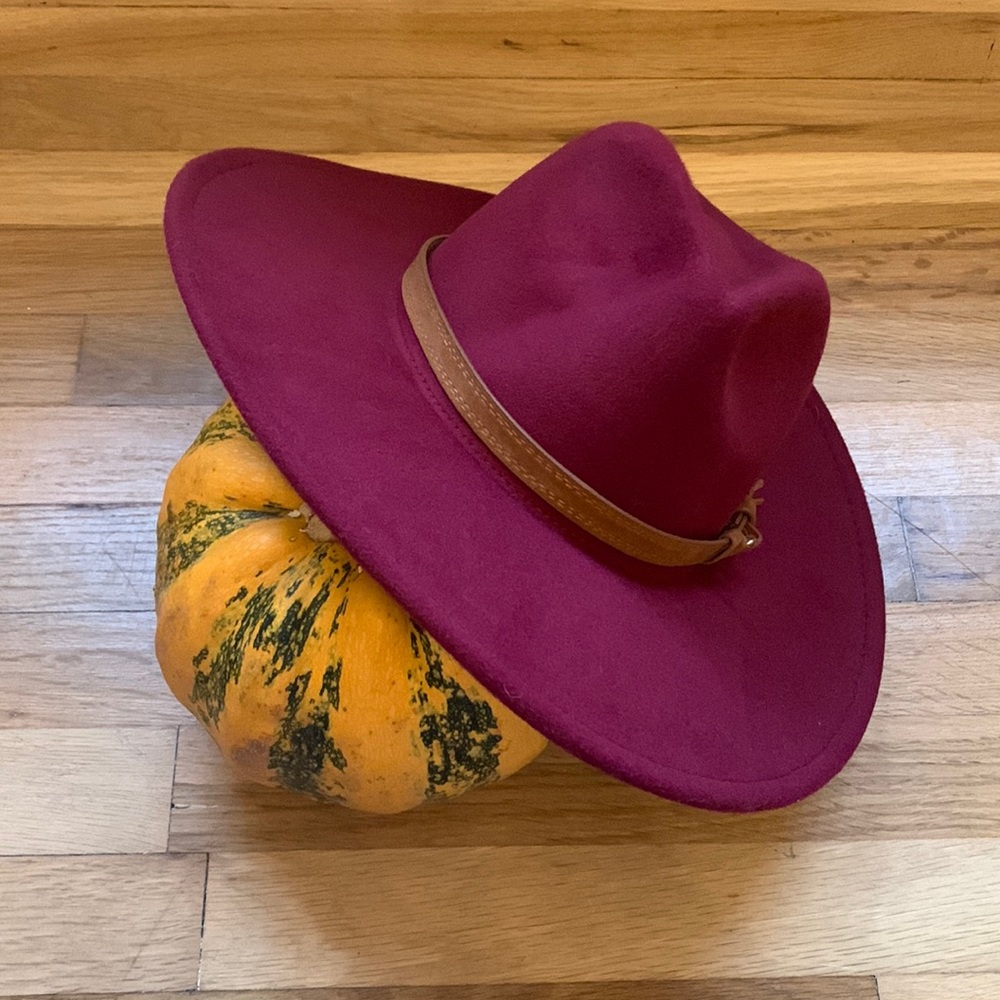 ✨Burgundy Wide Brim Hat✨